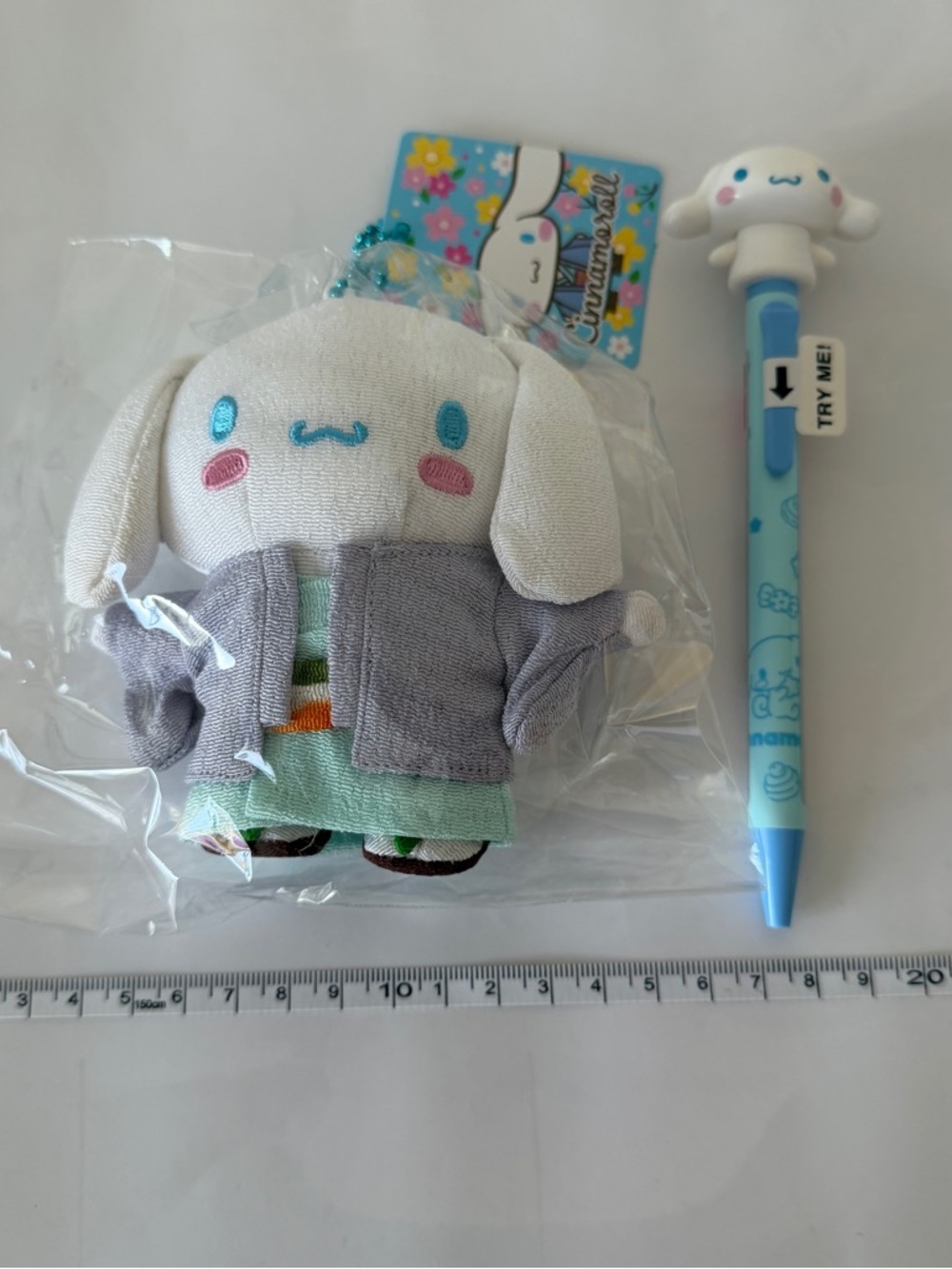 Cinnamoroll kimono plush keychain and pen